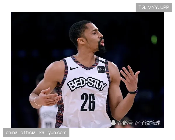 The Athletic发布对霍勒迪的专访：谈作为后卫在混合体系中的指挥职责